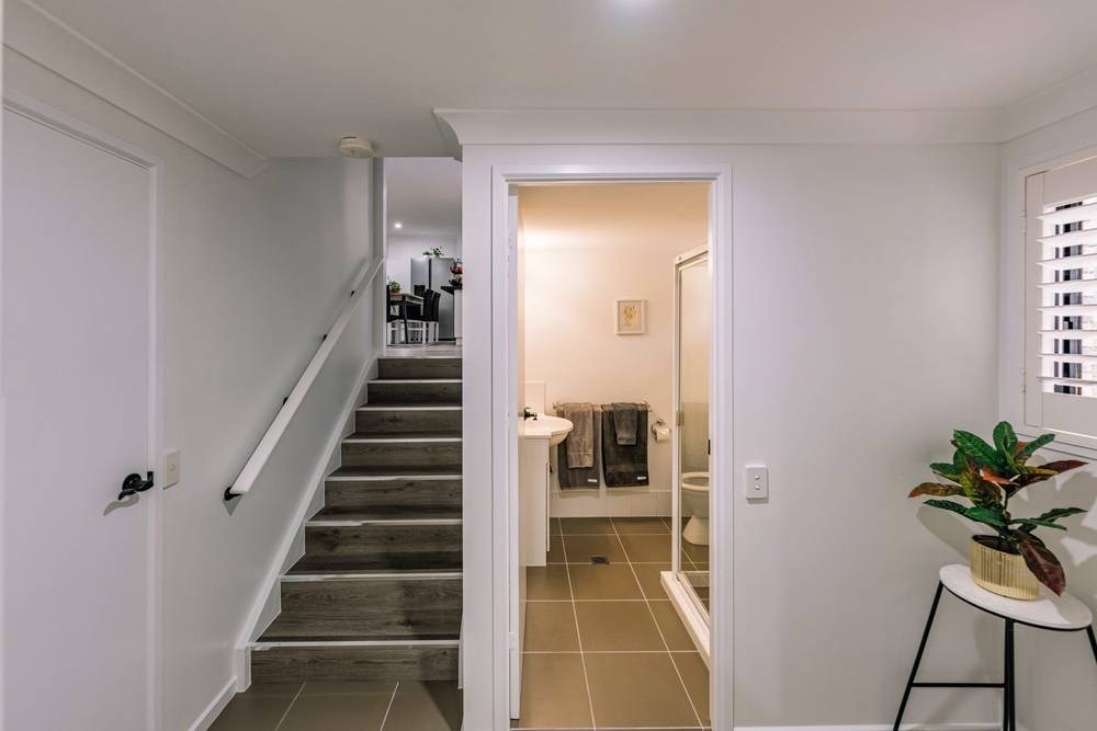 5 Mina Place, Southport, QLD 4215