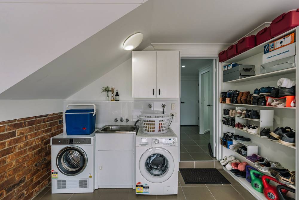 5 Mina Place, Southport, QLD 4215