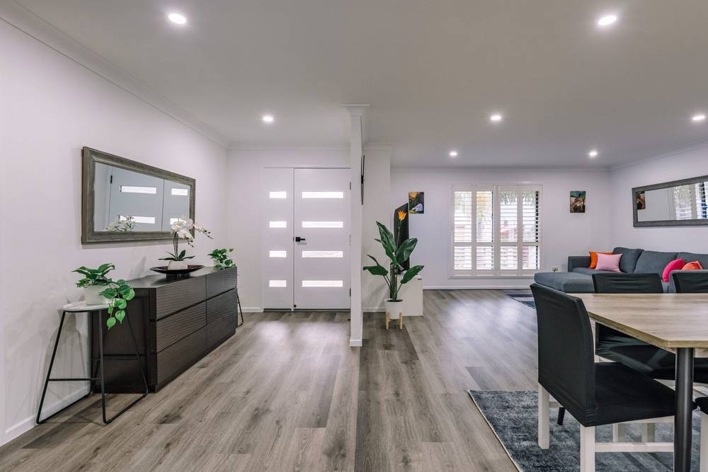 5 Mina Place, Southport, QLD 4215