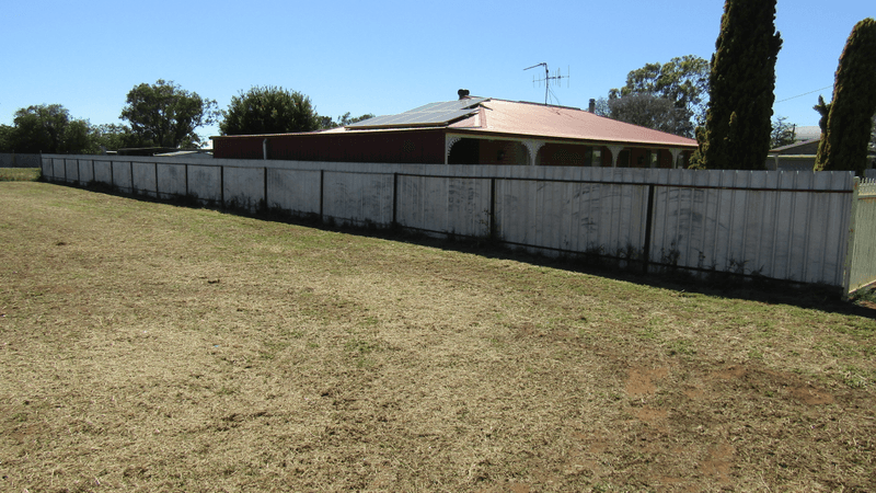 88 Derribong St, Trangie, NSW 2823