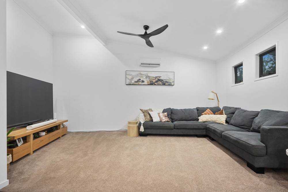 9 Ruby Court, BUNYA, QLD 4055
