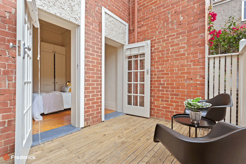 2/1 Hopetoun Street, Elsternwick, VIC 3185