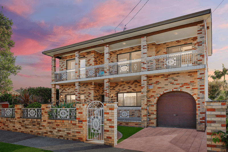 1 Lucas Avenue, Russell Lea, NSW 2046