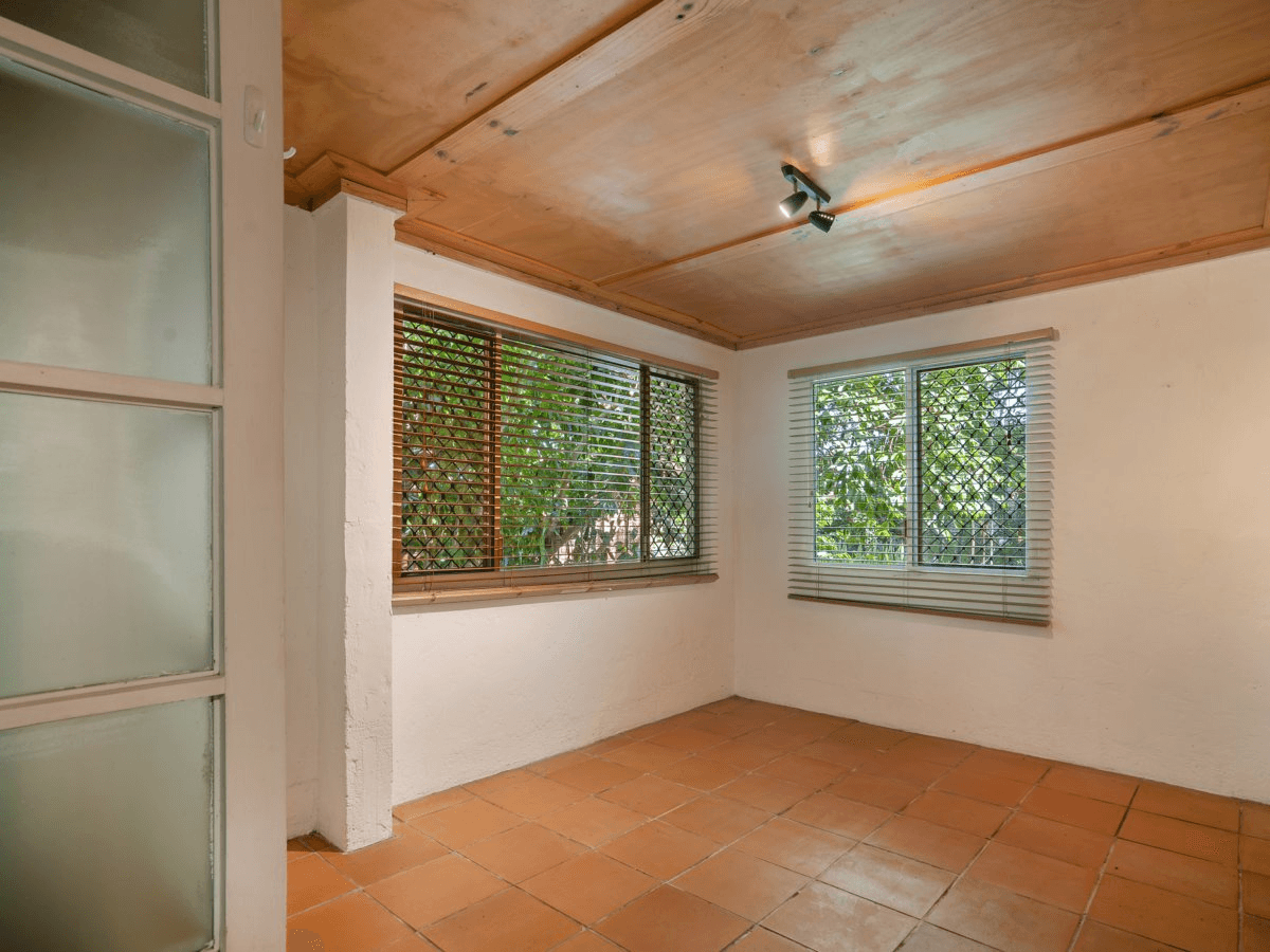 7 Ormond Terrace, INDOOROOPILLY, QLD 4068