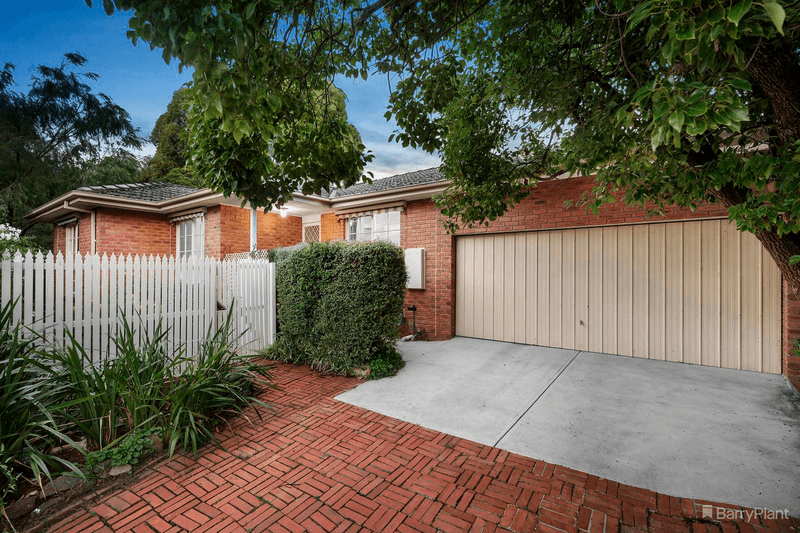 2/6 Molleton Street, BLACKBURN, VIC 3130