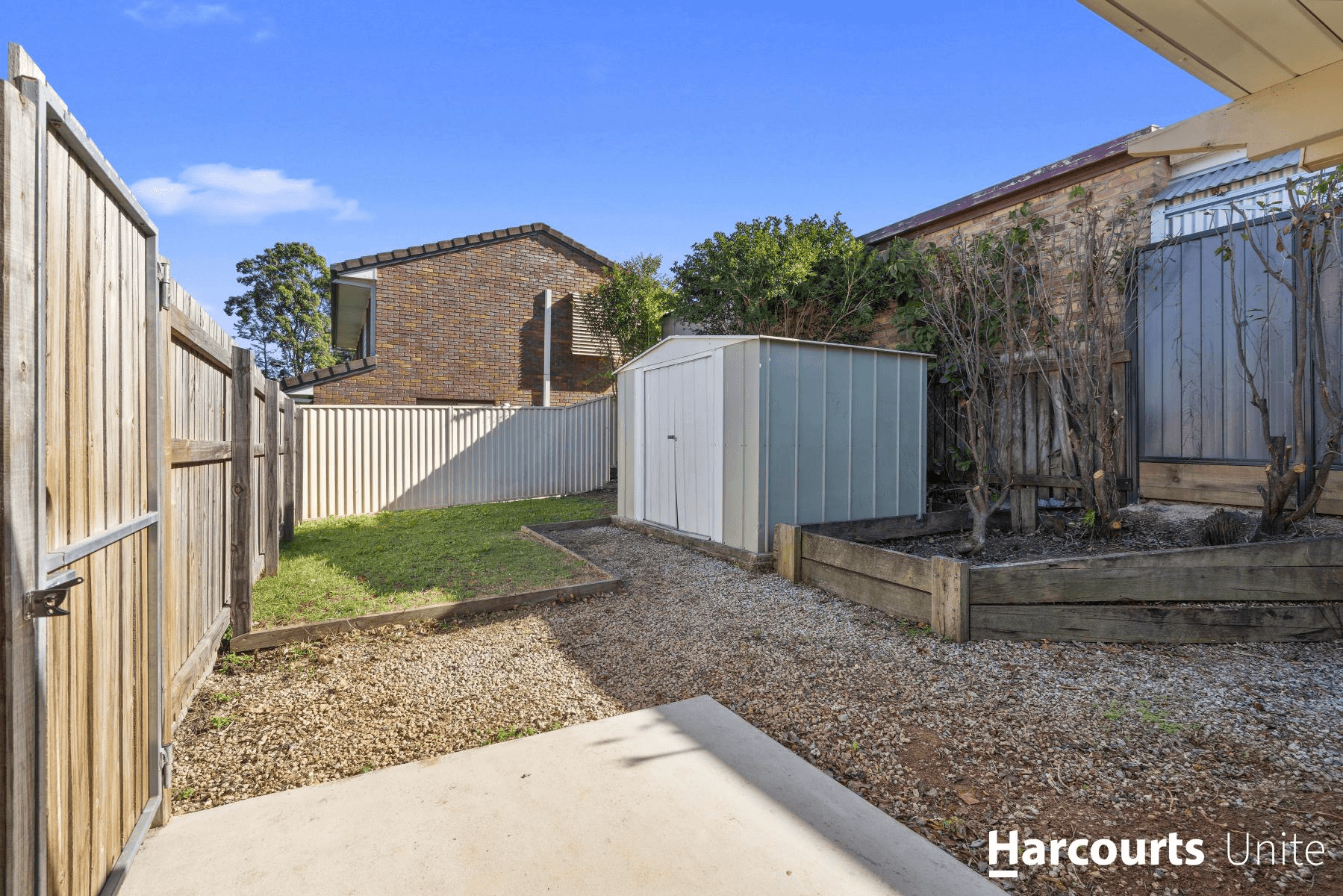 8 Jenelle Street, KALLANGUR, QLD 4503