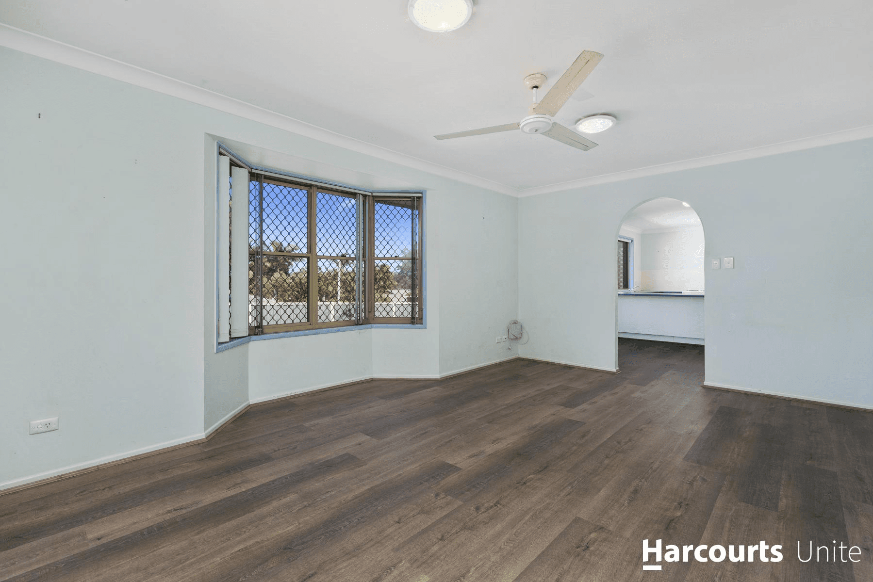 8 Jenelle Street, KALLANGUR, QLD 4503