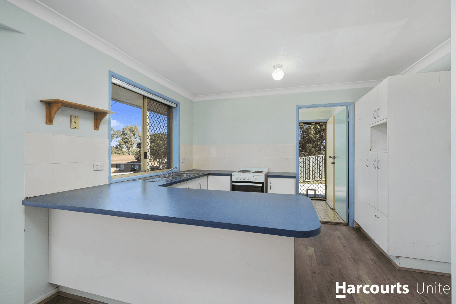 8 Jenelle Street, KALLANGUR, QLD 4503