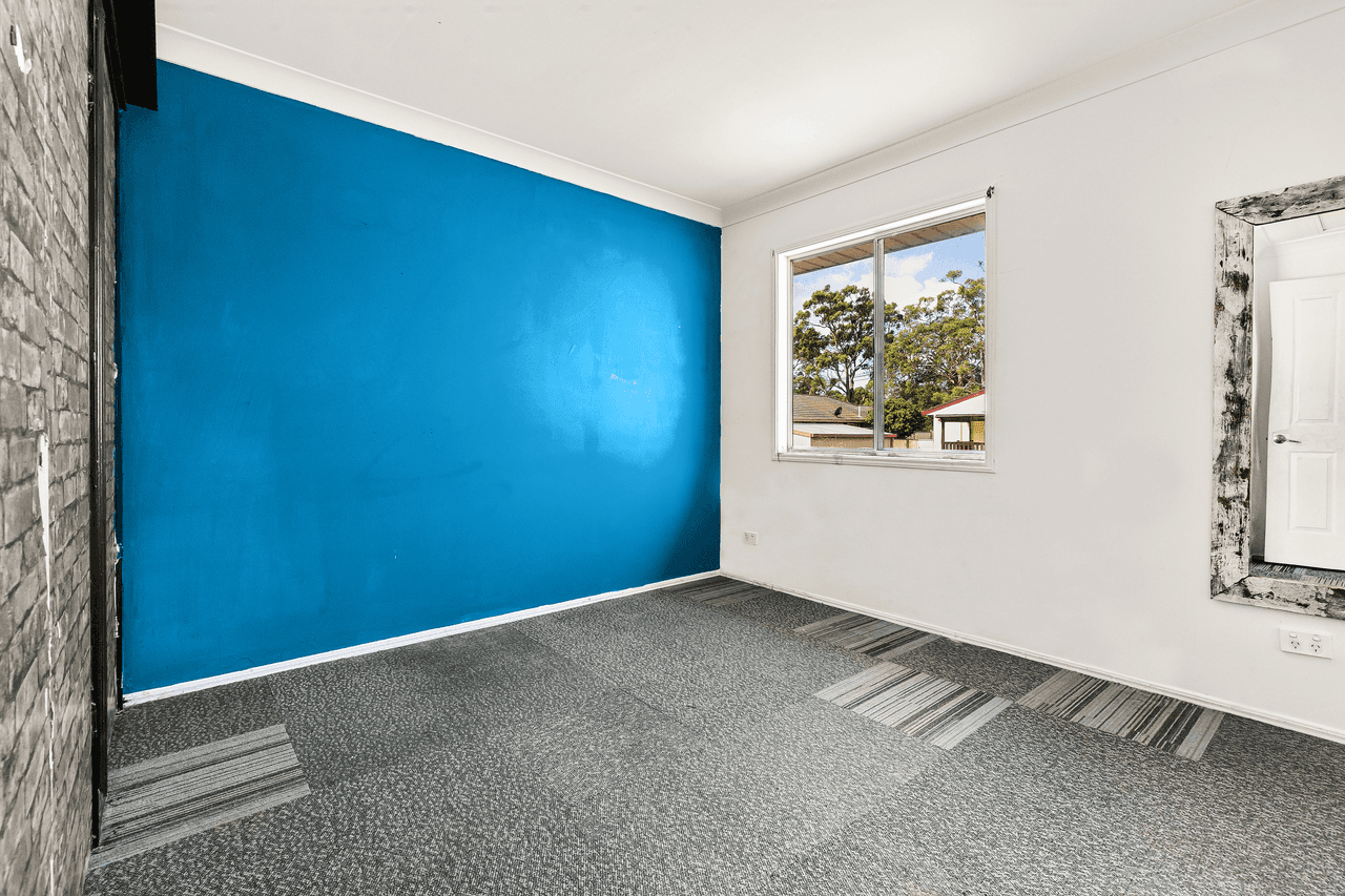 33 Perouse Avenue, SAN REMO, NSW 2262