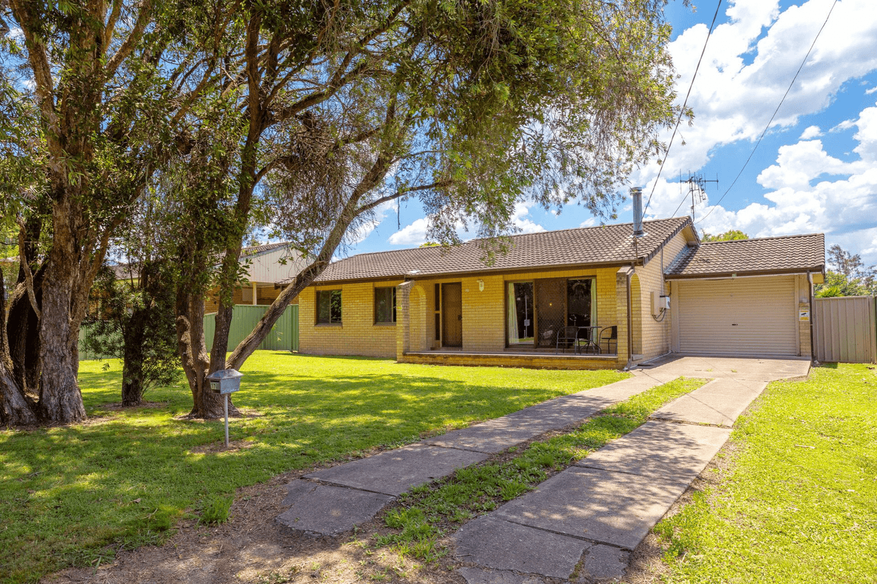 17 East Combined Street, WINGHAM, NSW 2429