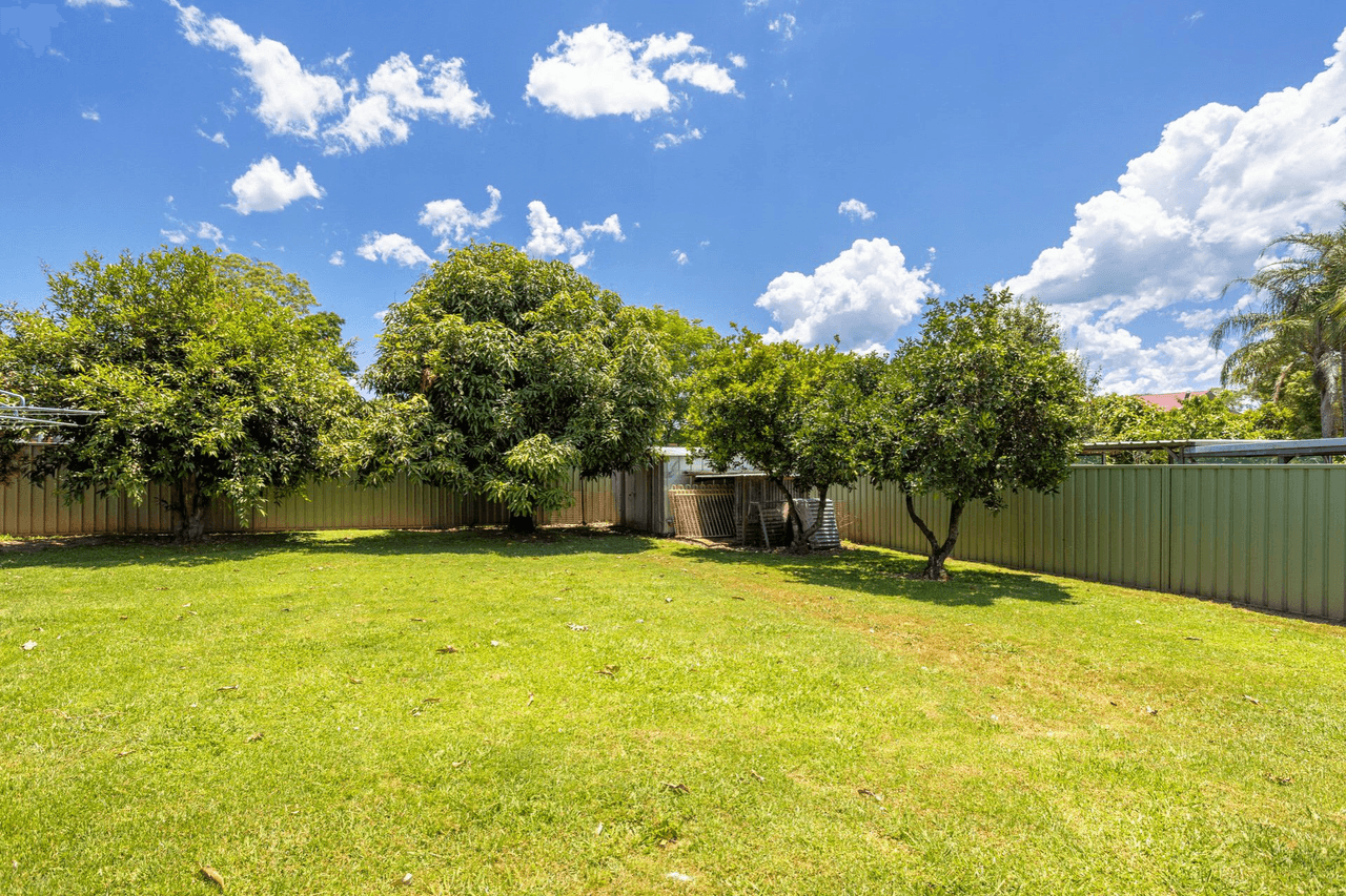 17 East Combined Street, WINGHAM, NSW 2429