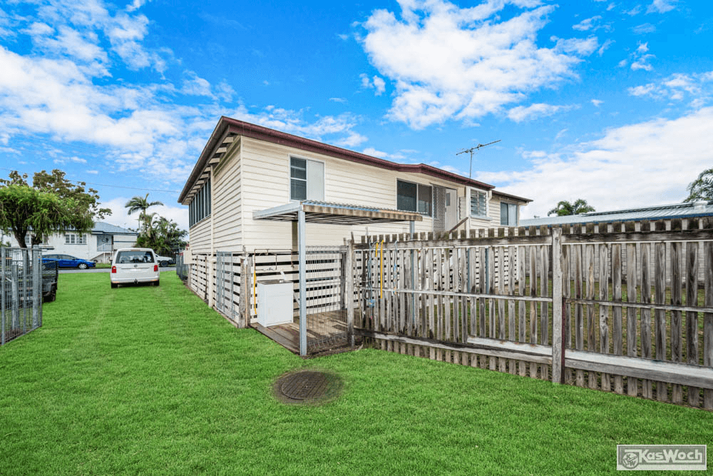 40 BURNETT STREET, BERSERKER, QLD 4701