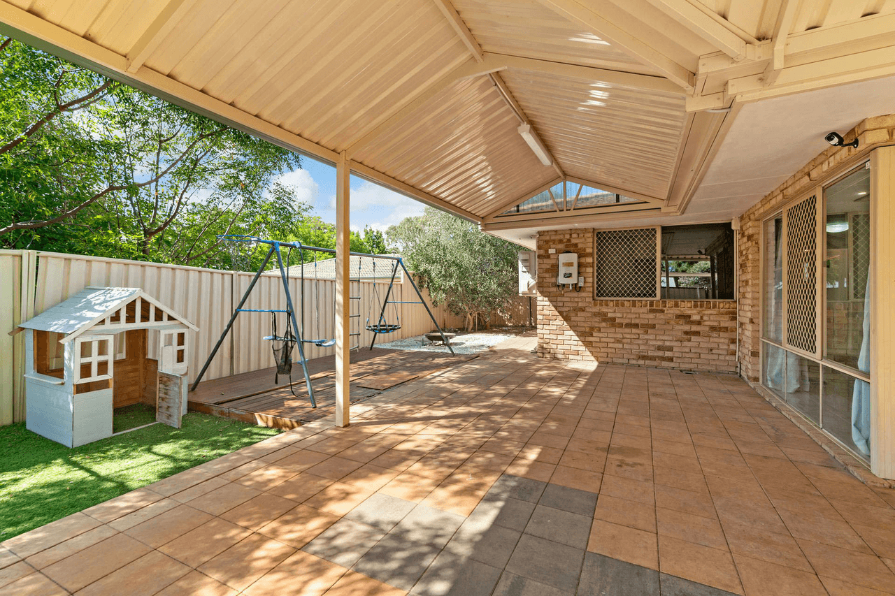 12 Scarp View, SWAN VIEW, WA 6056