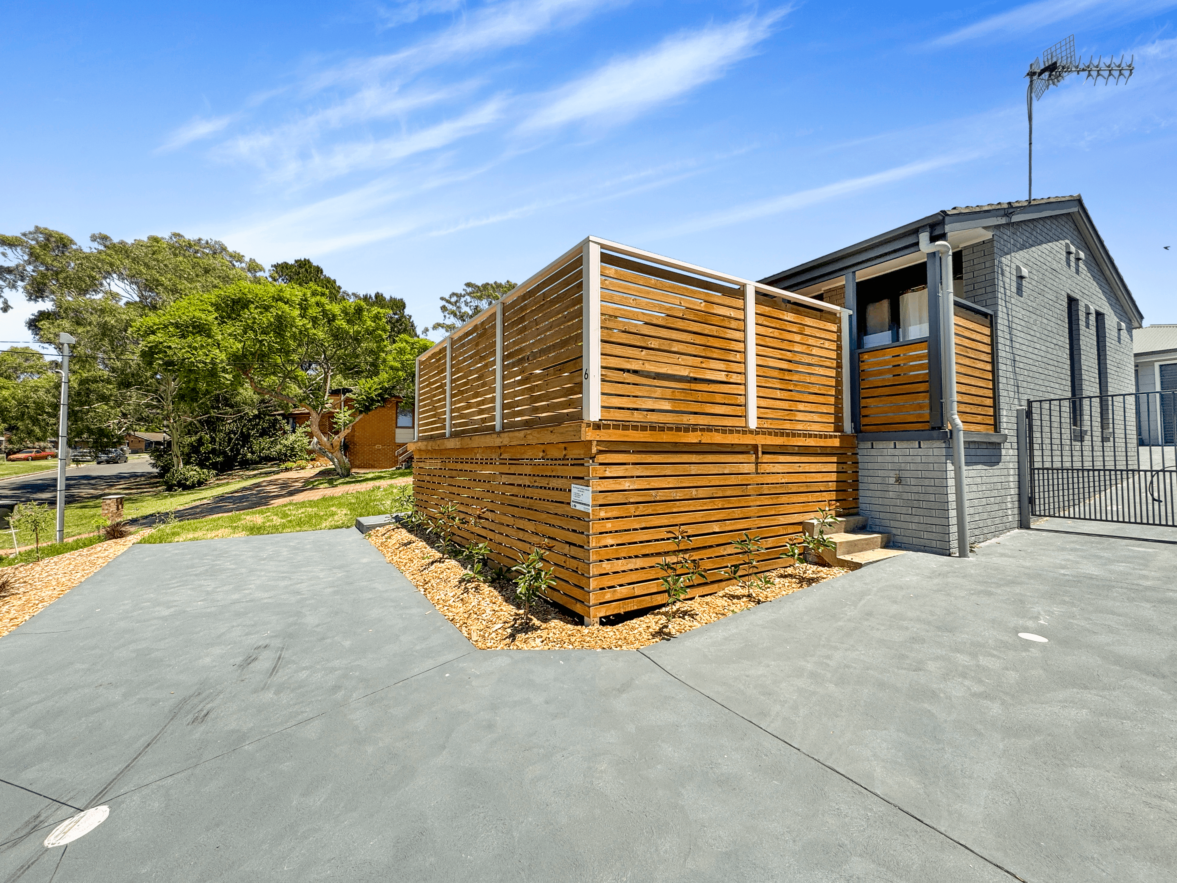 6 Mianga Crescent, UNANDERRA, NSW 2526