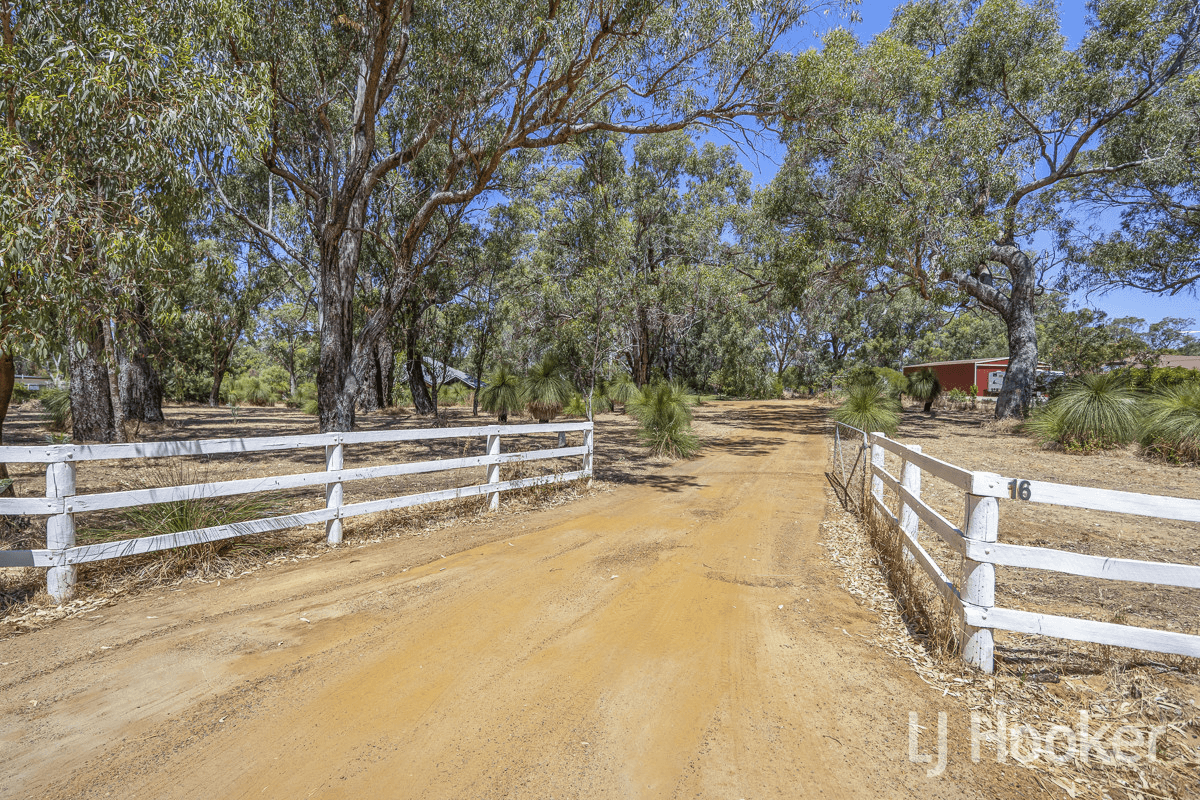 16 Harvest Circle, TWO ROCKS, WA 6037