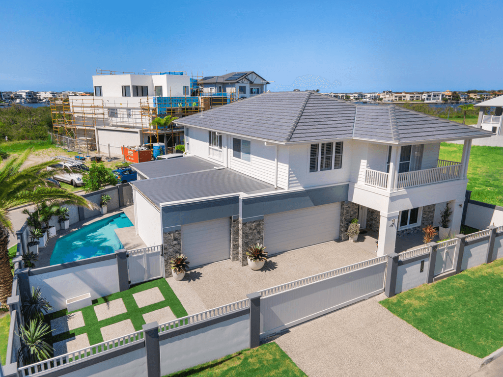 6 Havana Way, PARADISE POINT, QLD 4216