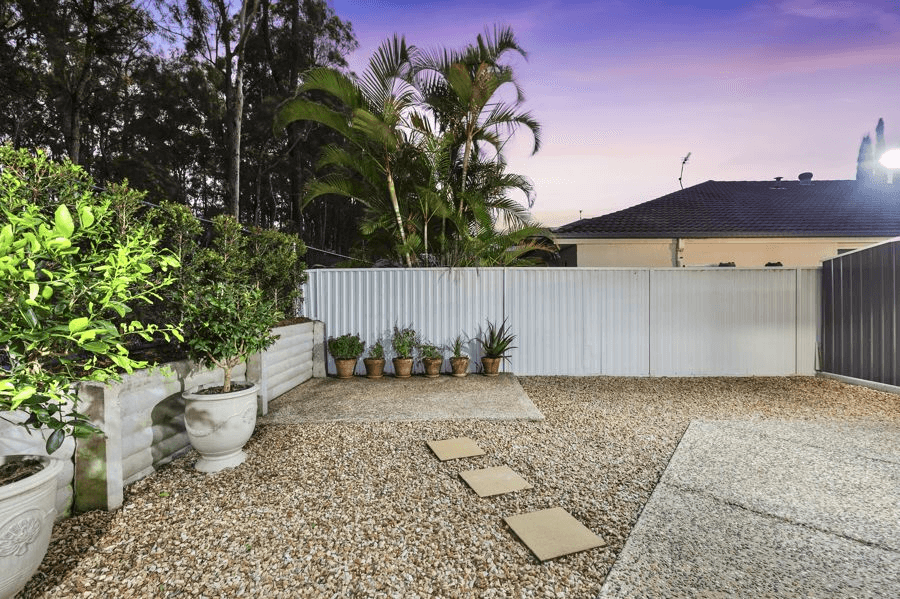 23 Banbrook Court, MOLENDINAR, QLD 4214