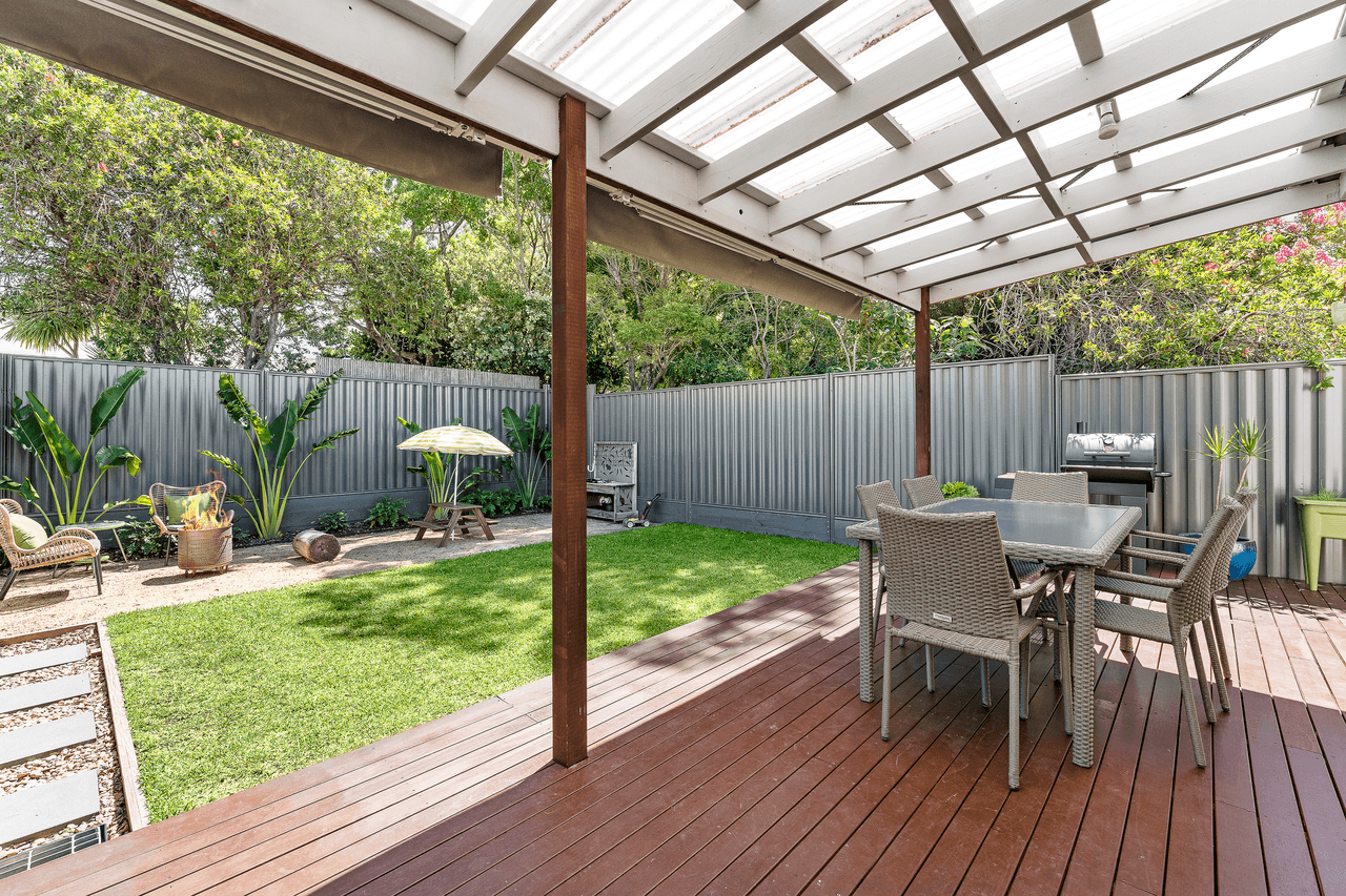 24 Stuart Street, HELENSBURGH, NSW 2508