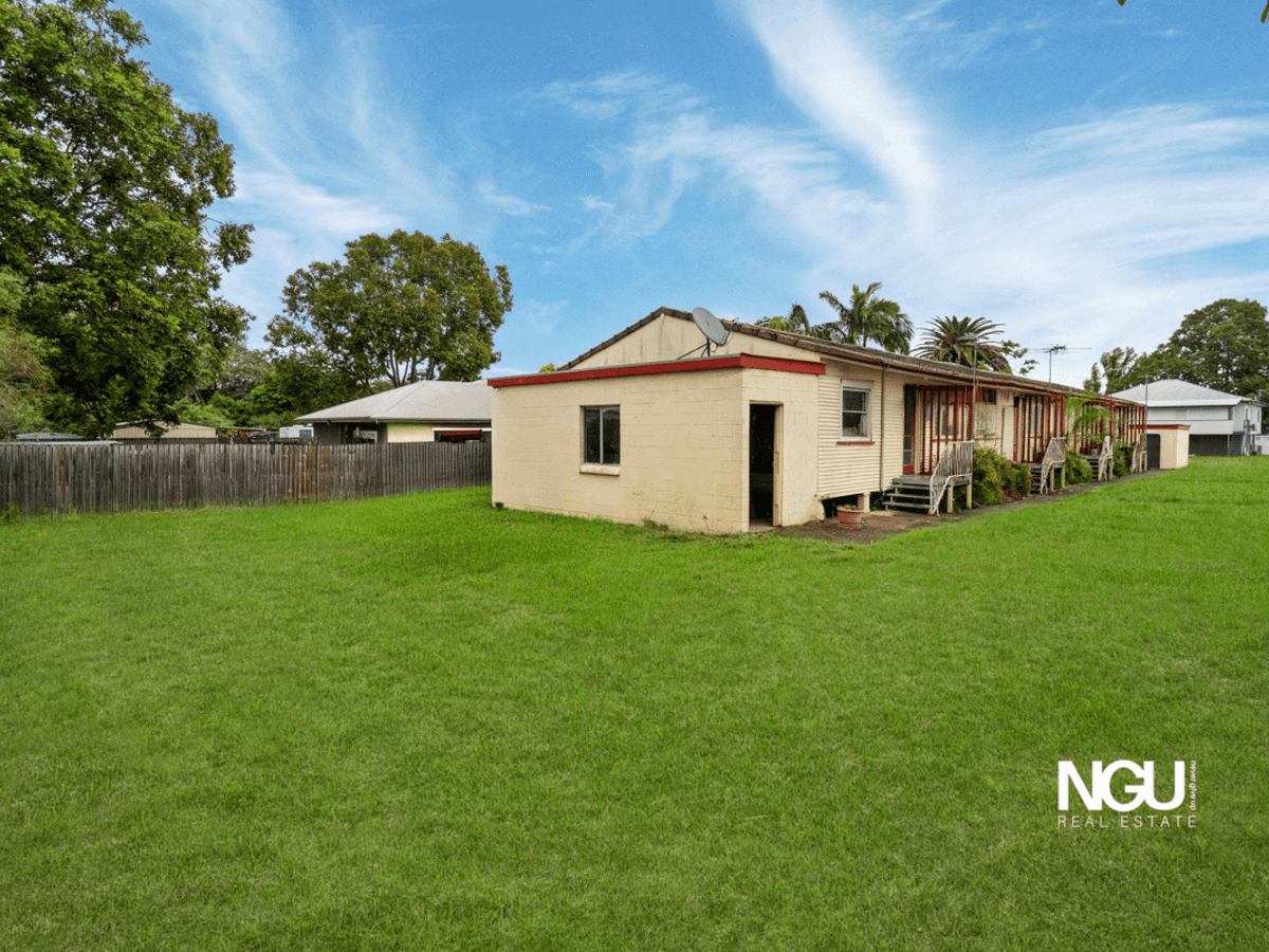 2 Daniel Street, Lowood, QLD 4311
