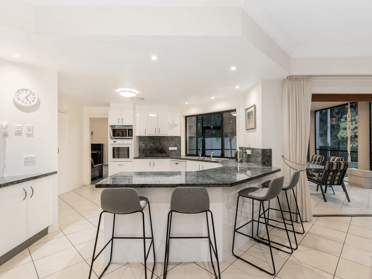 3166 Riverleigh Drive, HOPE ISLAND, QLD 4212