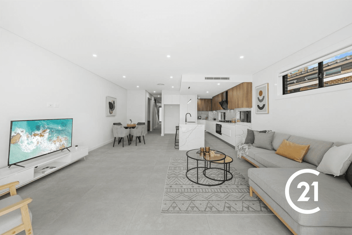 40 Apex Avenue, Picnic Point, NSW 2213