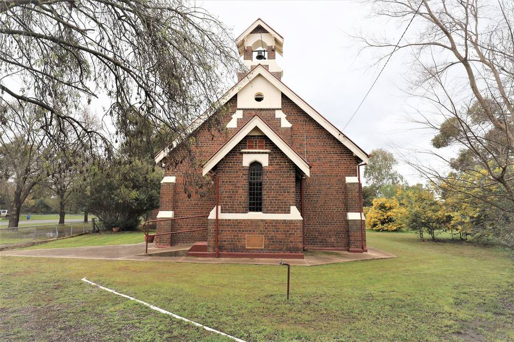 9 Dudauman Street, STOCKINBINGAL, NSW 2725