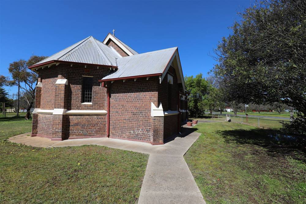 9 Dudauman Street, STOCKINBINGAL, NSW 2725