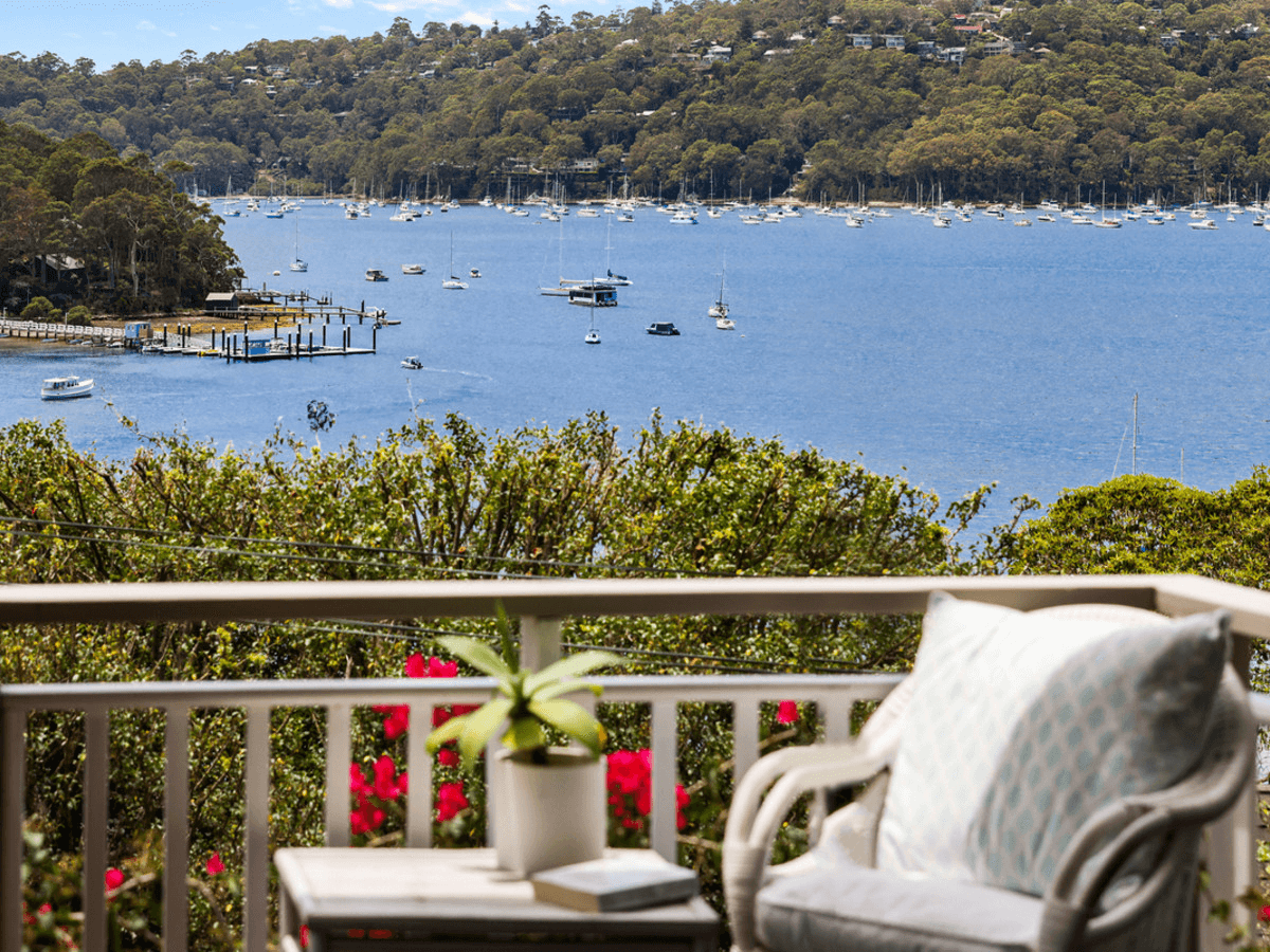 28 Eastview Road, CHURCH POINT, NSW 2105