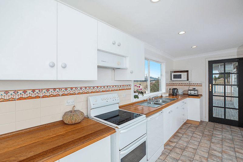 1204 Leggetts Drive, MOUNT VINCENT, NSW 2323