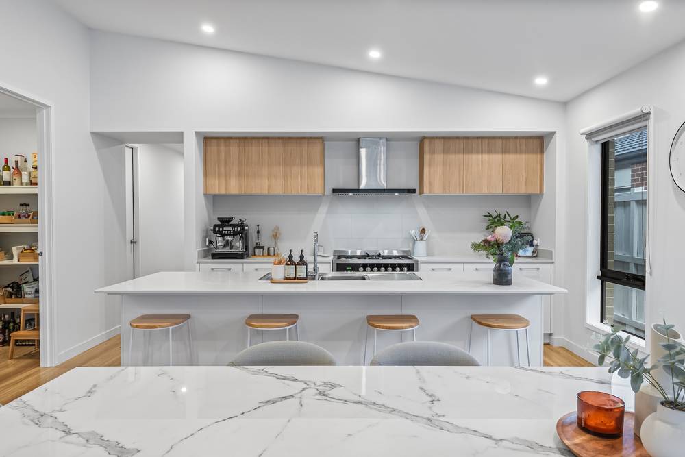 16 Milne Street, Sunbury, VIC 3429