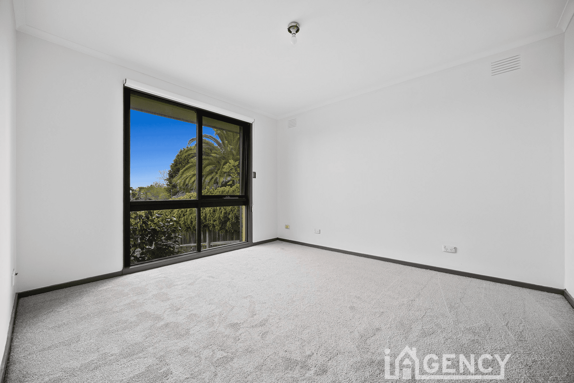 6 Barker Court, ENDEAVOUR HILLS, VIC 3802