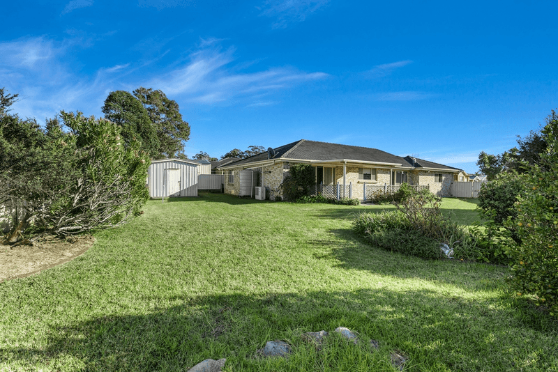 13 Flanagan Court, WORRIGEE, NSW 2540