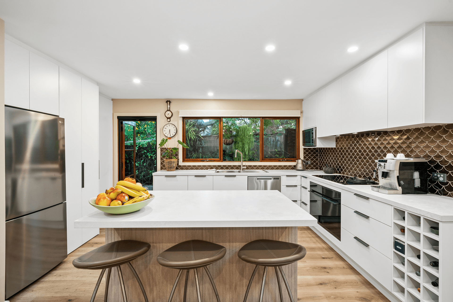 21 Lavinia Street, Forresters Beach, NSW 2260