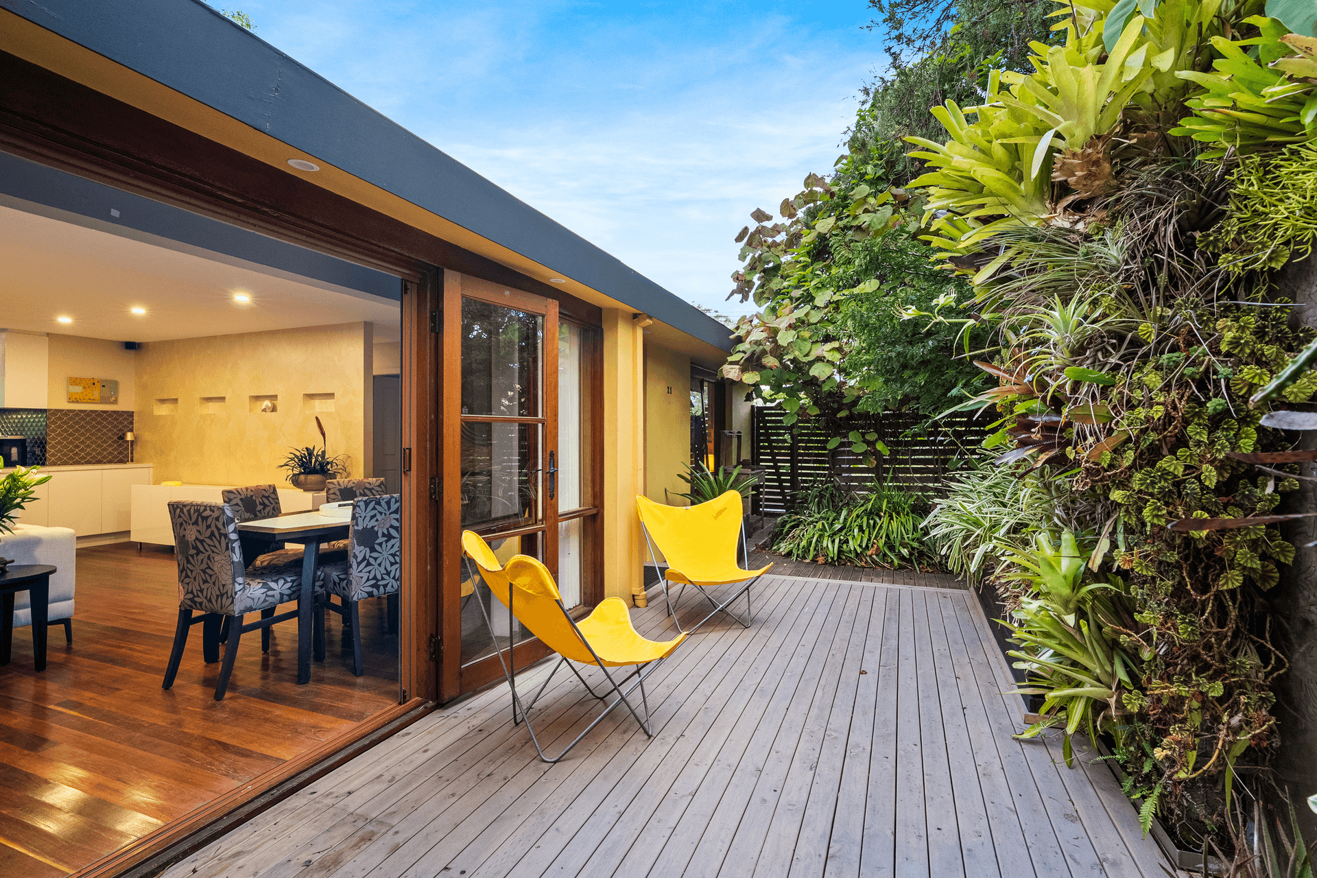 21 Lavinia Street, Forresters Beach, NSW 2260