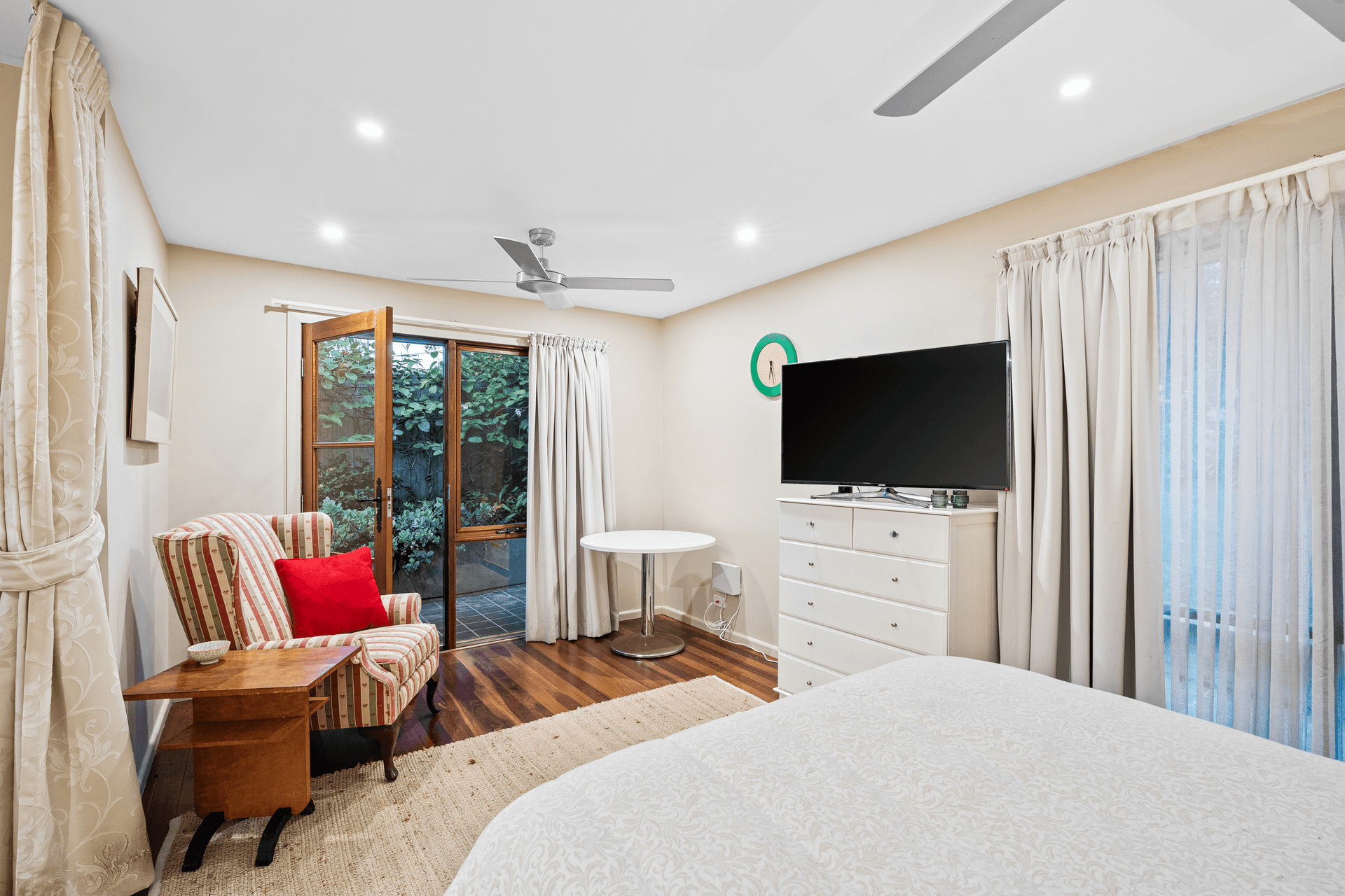 21 Lavinia Street, Forresters Beach, NSW 2260