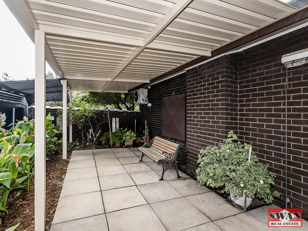 4 Tunnel Rd, Swan View, WA 6056