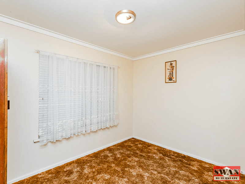 4 Tunnel Rd, Swan View, WA 6056