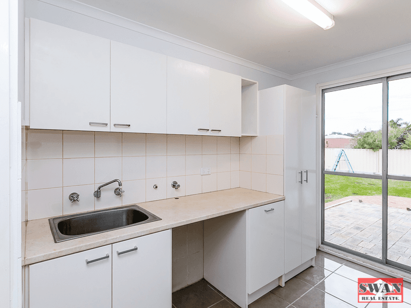 30 Marlboro Rd, Swan View, WA 6056