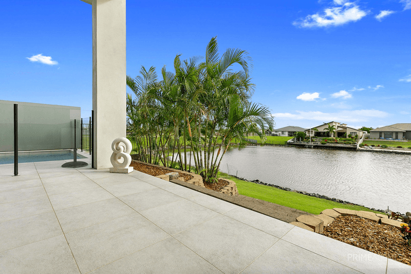 6 Mermaid Court, Eli Waters, QLD 4655