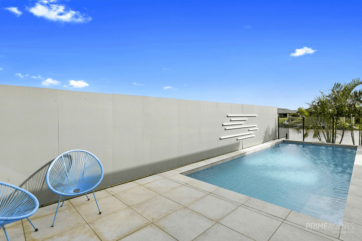 6 Mermaid Court, Eli Waters, QLD 4655