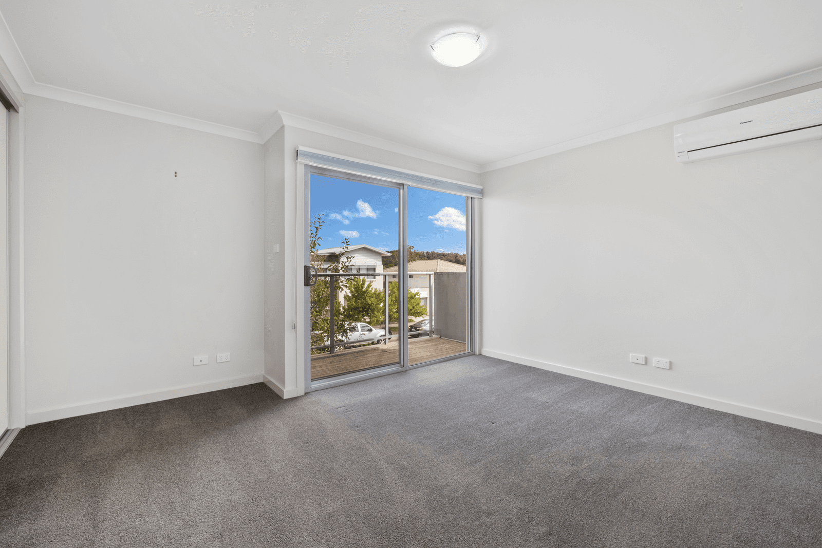 30 Dobikin Street, CRACE, ACT 2911