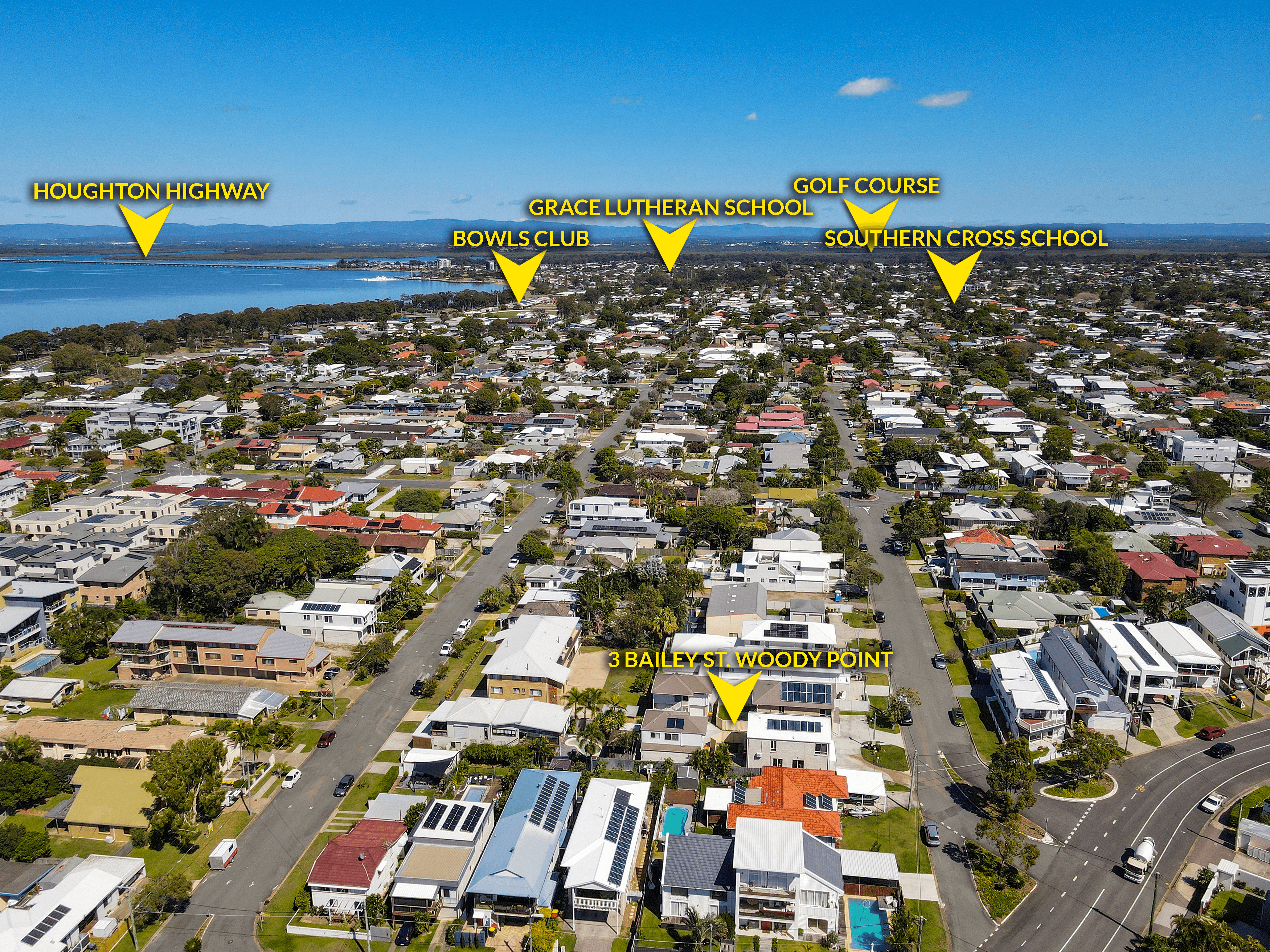 3 Bailey Street, WOODY POINT, QLD 4019