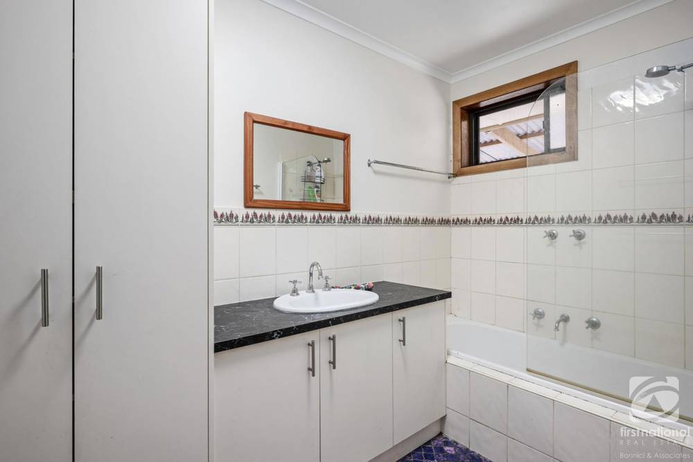 4 Hollow Street, Bethanga, VIC 3691