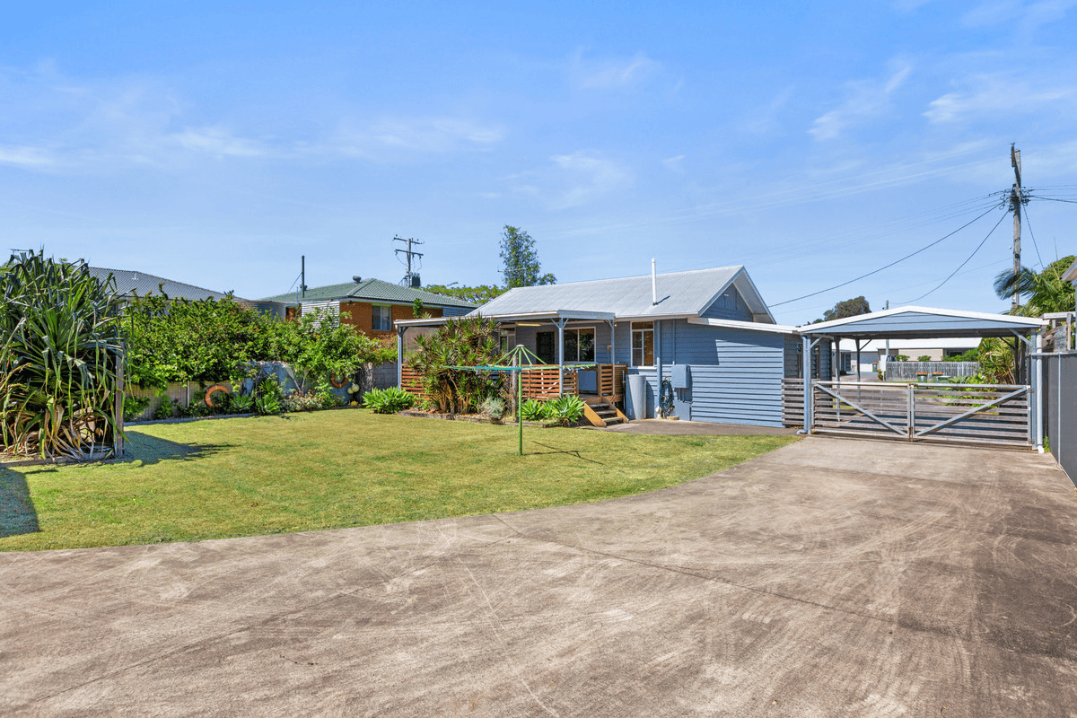 11 Moore Street, VICTORIA POINT, QLD 4165