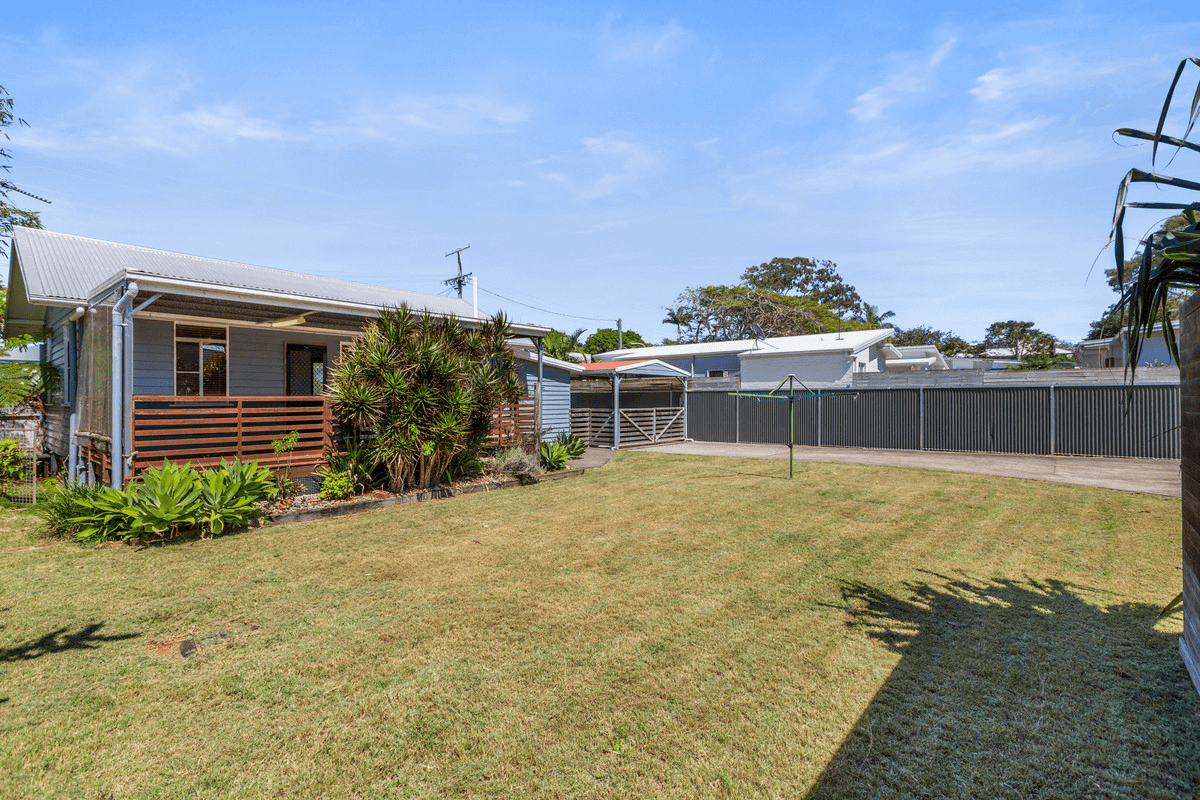 11 Moore Street, VICTORIA POINT, QLD 4165