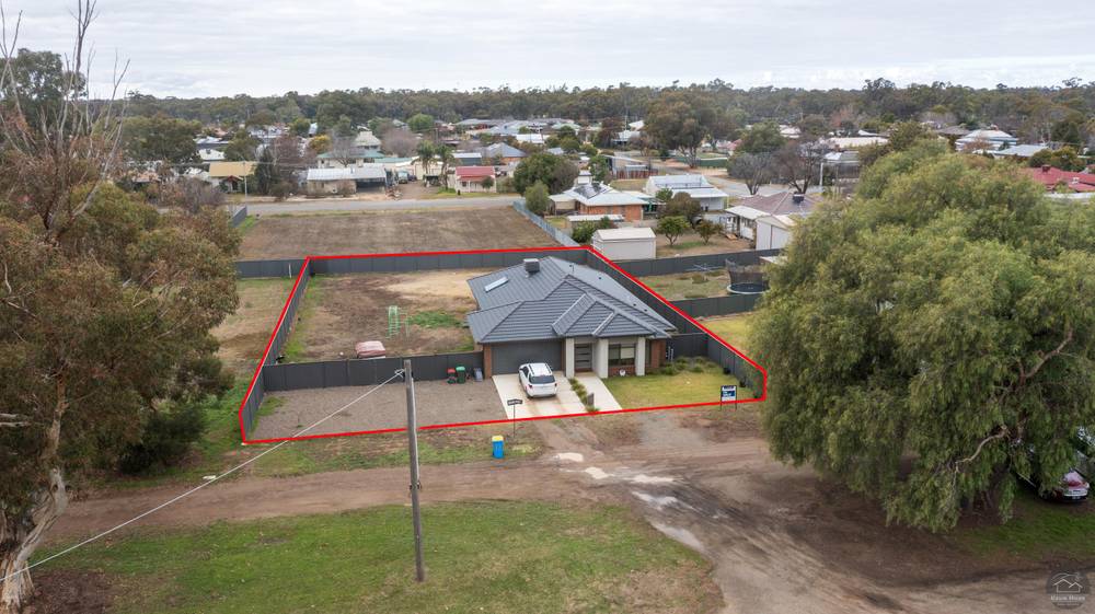 13/A Elizabeth Street, NATHALIA, VIC 3638