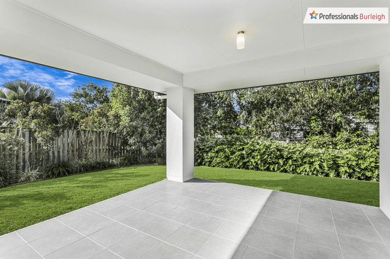 11 Northern Skies Terrace, MAUDSLAND, QLD 4210