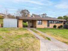 2 De Clouett Place, WINDRADYNE, NSW 2795