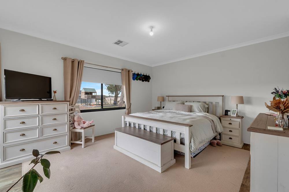 402 Leitch Road, WOKALUP, WA 6221
