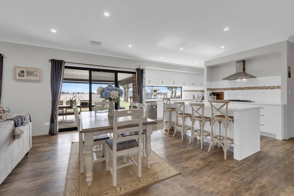 402 Leitch Road, WOKALUP, WA 6221